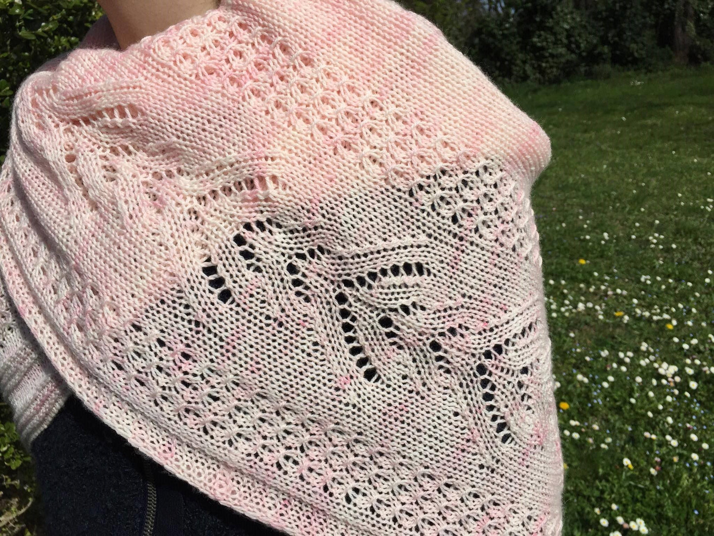 Châle HELLO LITTLE SPRING (PDF)